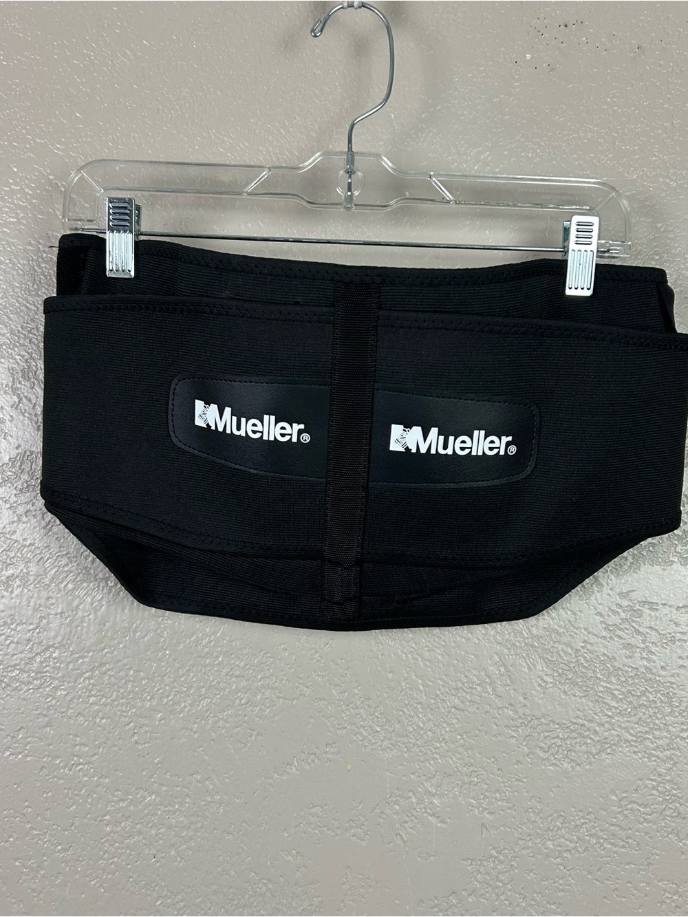 Mueller Black Back Support Belt - Men